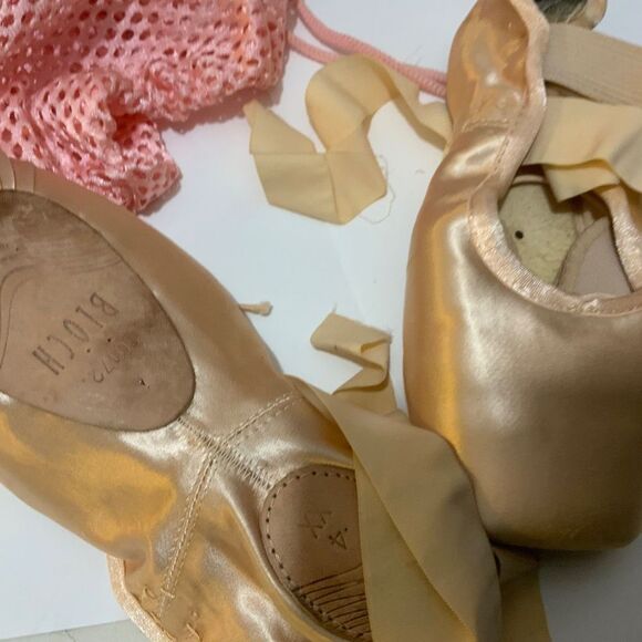 BLOCH Eurostretch pointe shoes size 4XX - Picture 4 of 6